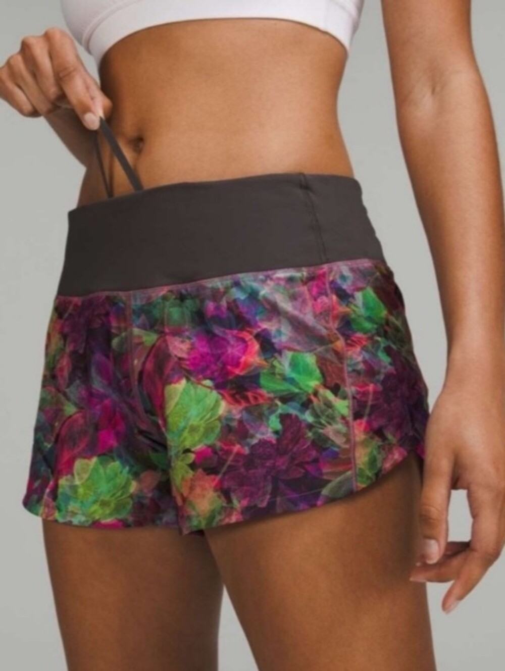 Lululemon Sped Up Women’s Floral Multi-Color Athletic Run Shorts